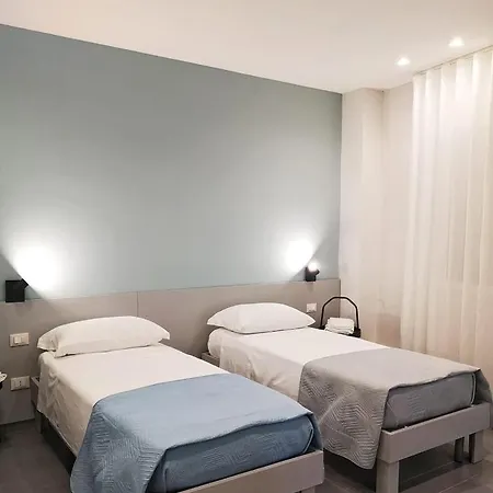לינה וארוחת בוקר Agathe Luxury מרינה די סקבוניאה